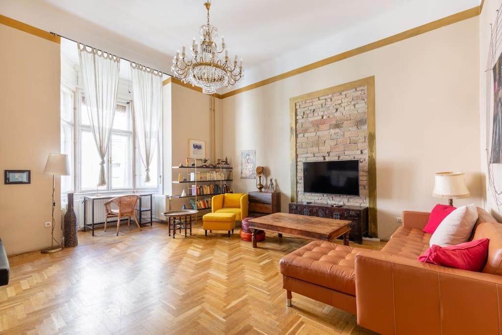 Bourgeois Boheme Apt. 88 M² City Center Budapest Exterior photo
